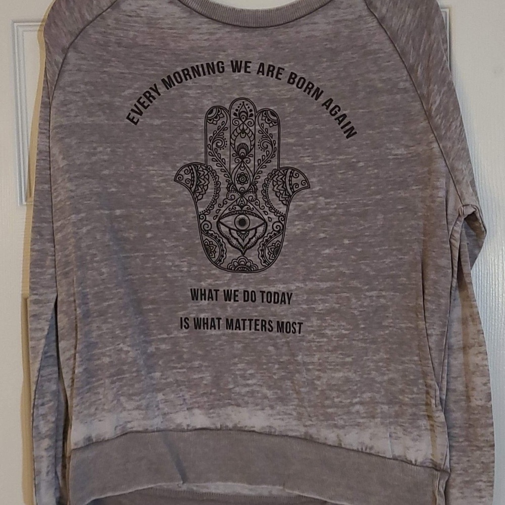 Long sleeve shirt with design